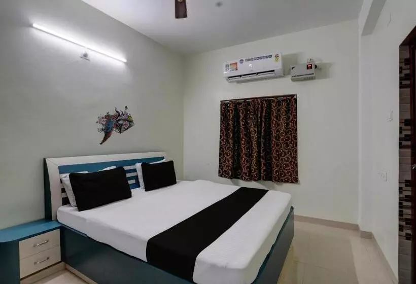 ペンション O Anand Residency