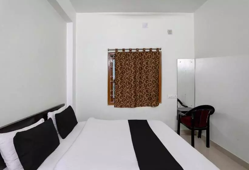 ペンション O Anand Residency