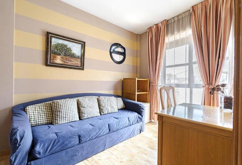 پانسیون Hostal Don Juan