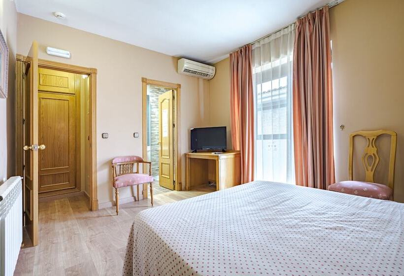 پانسیون Hostal Don Juan