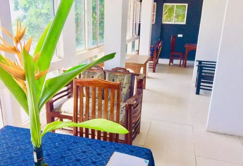 ペンション Seashore Resort & Villa