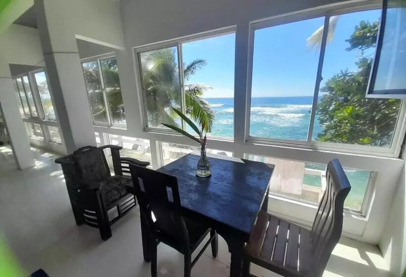 ペンション Seashore Resort & Villa