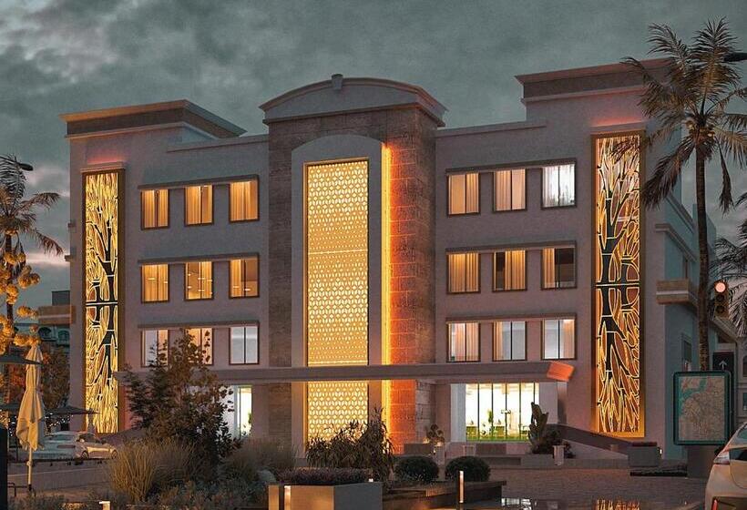 Pushpak Hotel & Convention