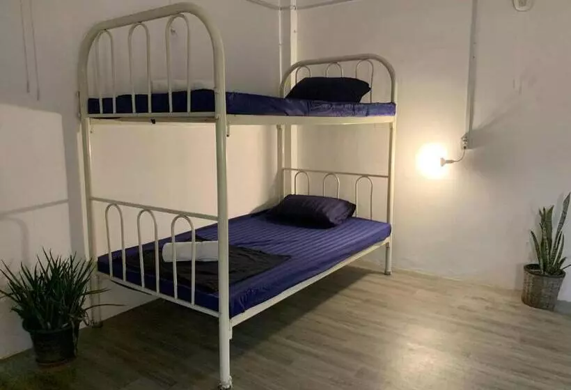 Retkeilymaja Villa Martial Arts Gym & Guesthouse