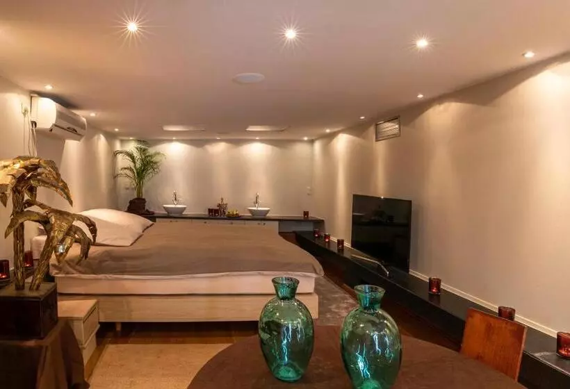 Aamiaismajoitus (B&B) Beautyd Familie  Of Gezinskamer Junior Suite Centrum Gullegem