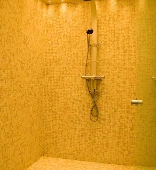 Aamiaismajoitus (B&B) Beautyd Familie  Of Gezinskamer Junior Suite Centrum Gullegem