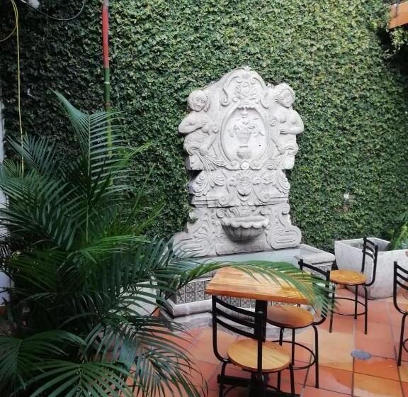 تختخواب و صبحانه Casa Carambolo