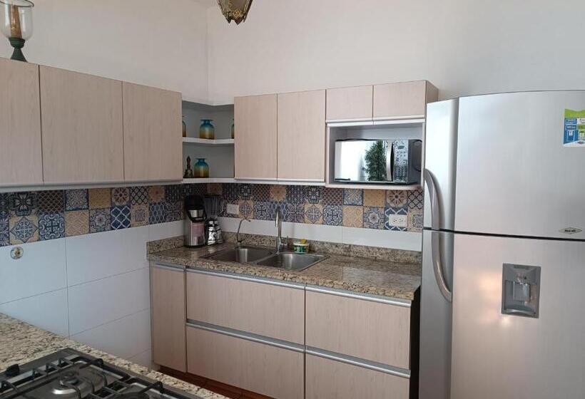 تختخواب و صبحانه Casa Carambolo