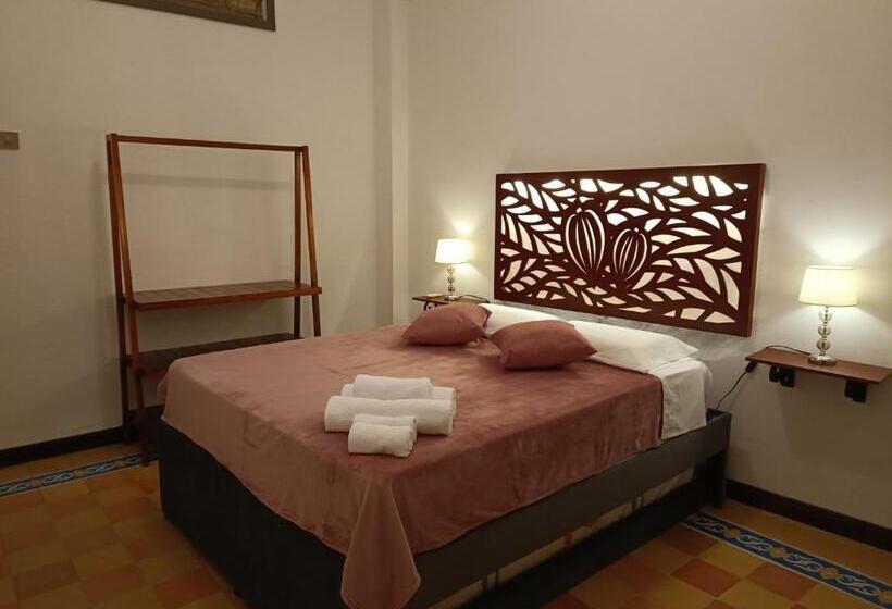 تختخواب و صبحانه Casa Carambolo