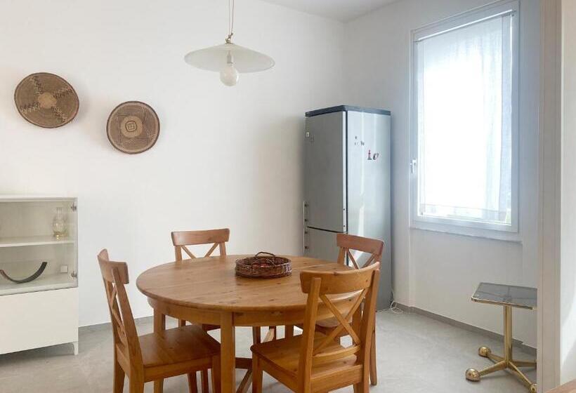 تختخواب و صبحانه Enjoy Pisa