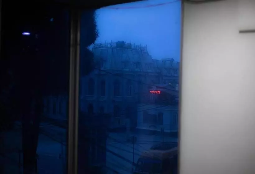 ベッドアンドブレックファースト Nerdvana Bunks Beds & Bites