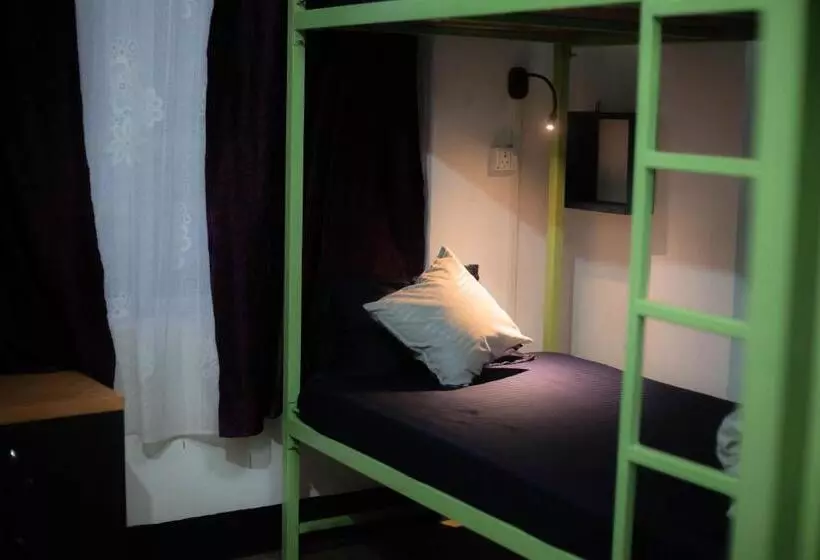 ベッドアンドブレックファースト Nerdvana Bunks Beds & Bites