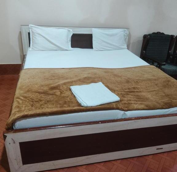 Hotel Ashirbad Deluxe