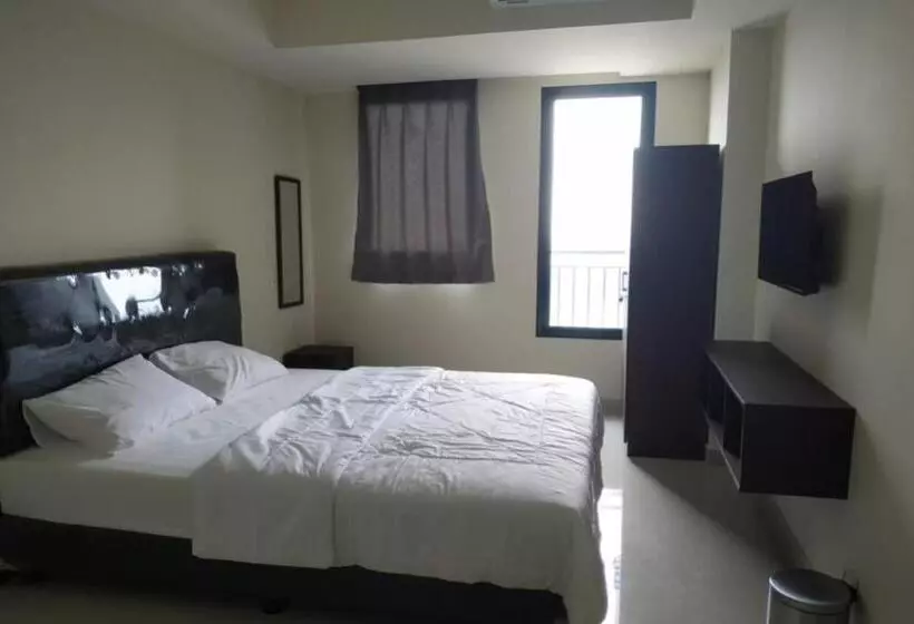 ホテル Oyo Life 92745 The Margo Monthly Stay