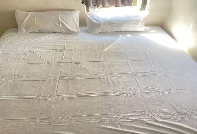 ホテル Oyo Life Kos Bu Luh Mangku