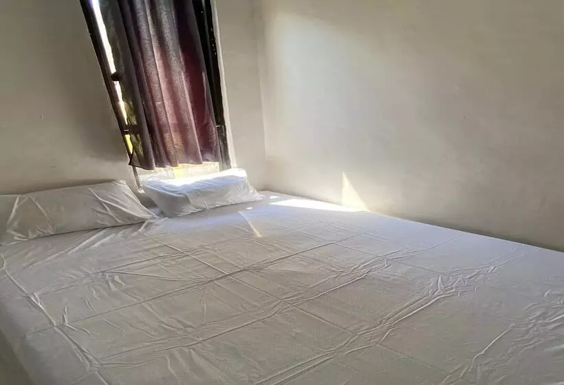 ホテル Oyo Life Kos Bu Luh Mangku