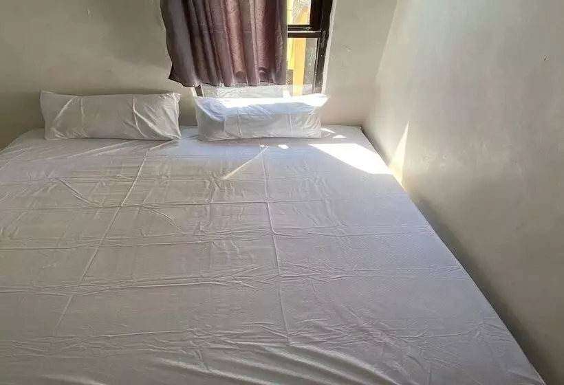 ホテル Oyo Life Kos Bu Luh Mangku