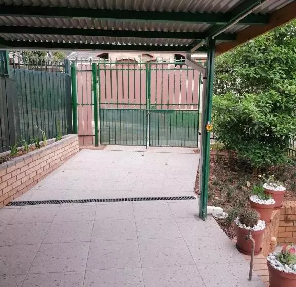 Majatalo Clivia Guesthouse