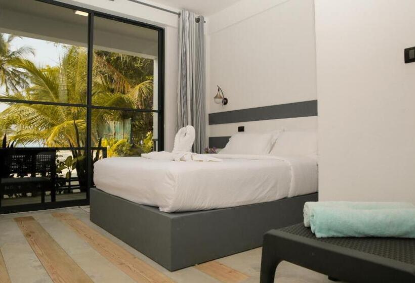 پانسیون My House