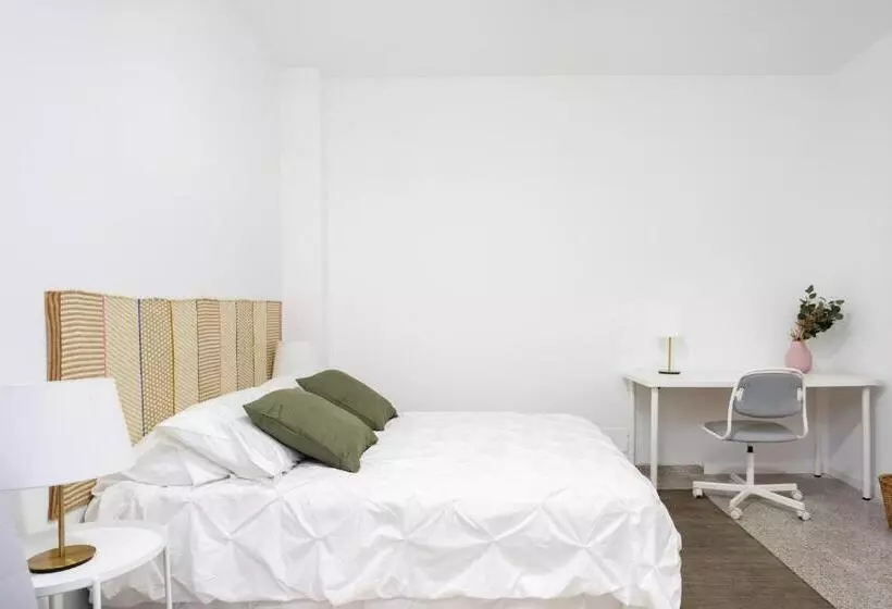 ペンション Eden Rentals B01 Surfy Stylish Bed&coffee Room