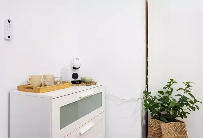 ペンション Eden Rentals B01 Surfy Stylish Bed&coffee Room