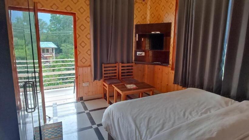 پانسیون Trans River Guest House And Restaurant