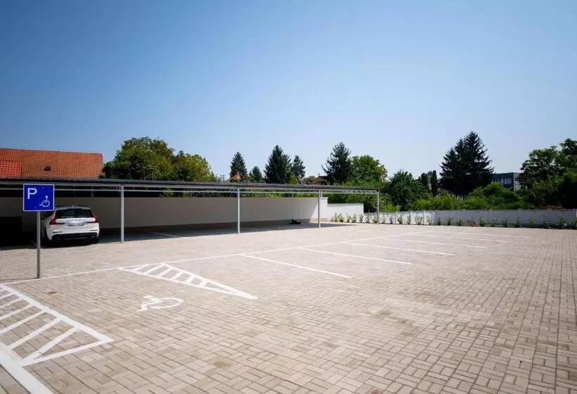 Aamiaismajoitus (B&B) Elixír Panzió