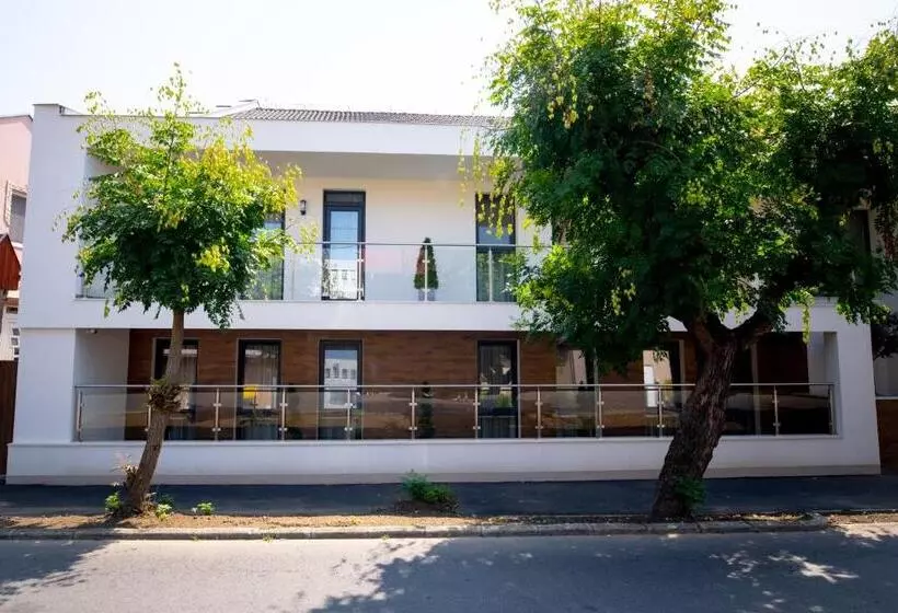 Aamiaismajoitus (B&B) Elixír Panzió