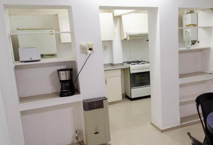 Bed & Breakfast Houselyon