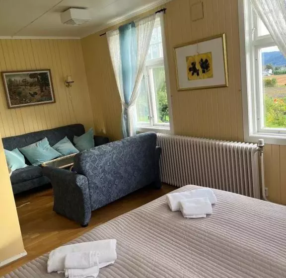 Aamiaismajoitus (B&B) Visjon Gjestegård