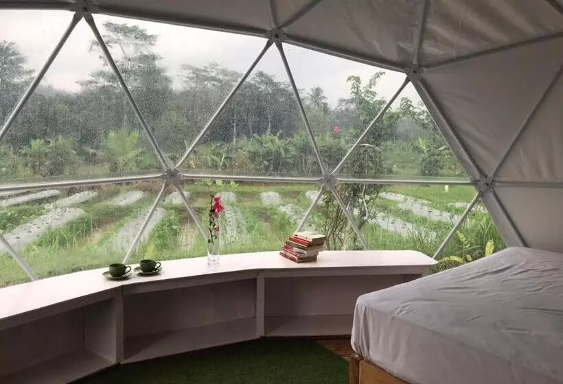 Hotelli Borobudur Luxury Glamping
