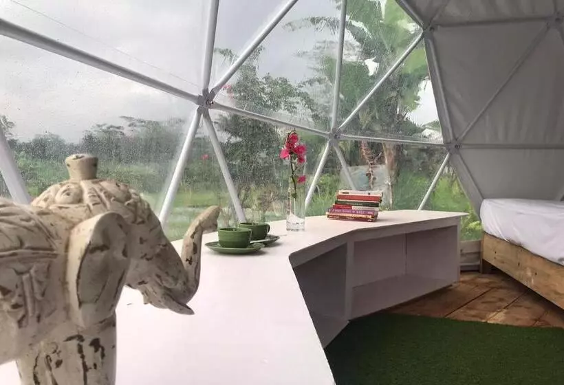 Hotelli Borobudur Luxury Glamping