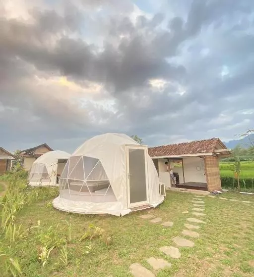 Hotelli Borobudur Luxury Glamping