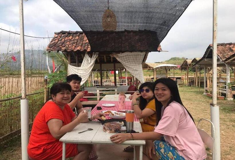 Hotel Borobudur Luxury Glamping