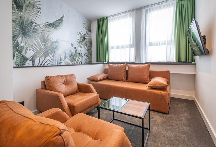 هتل City Joy   Sports Center Tasmajdan