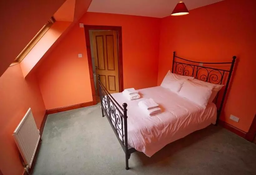 Kapselihotelli Woodlands House