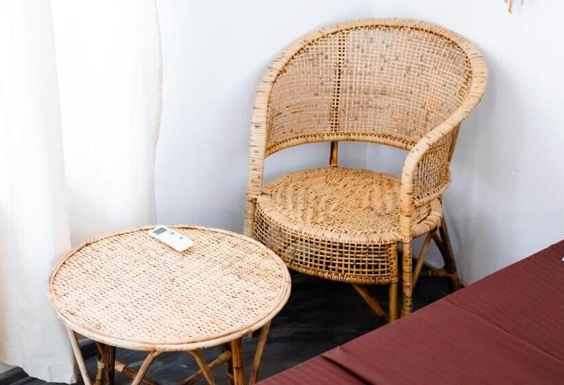 בית מלון כפרי Pompon