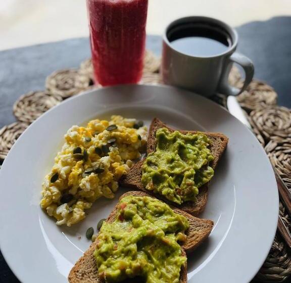 בית מלון כפרי Pompon