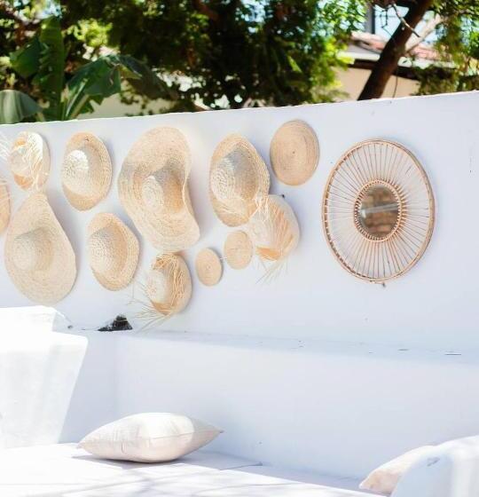 בית מלון כפרי Pompon