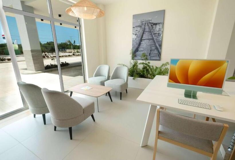 هتل Wyndham Garden El Morro Montecristi