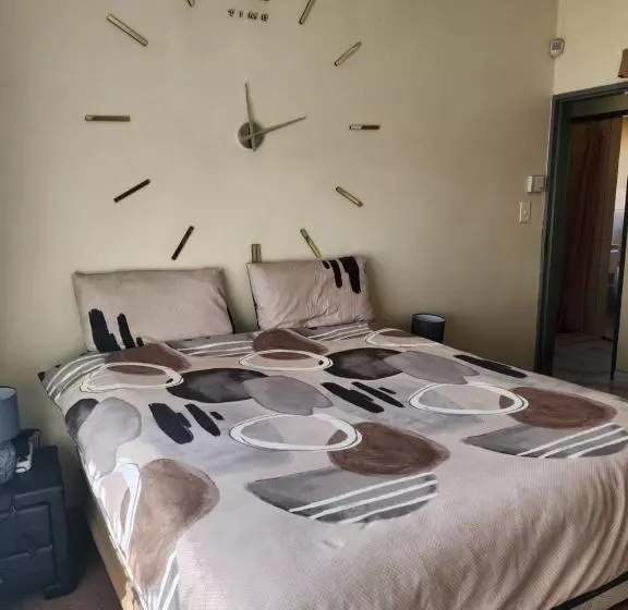 ペンション Bendalo Guest House