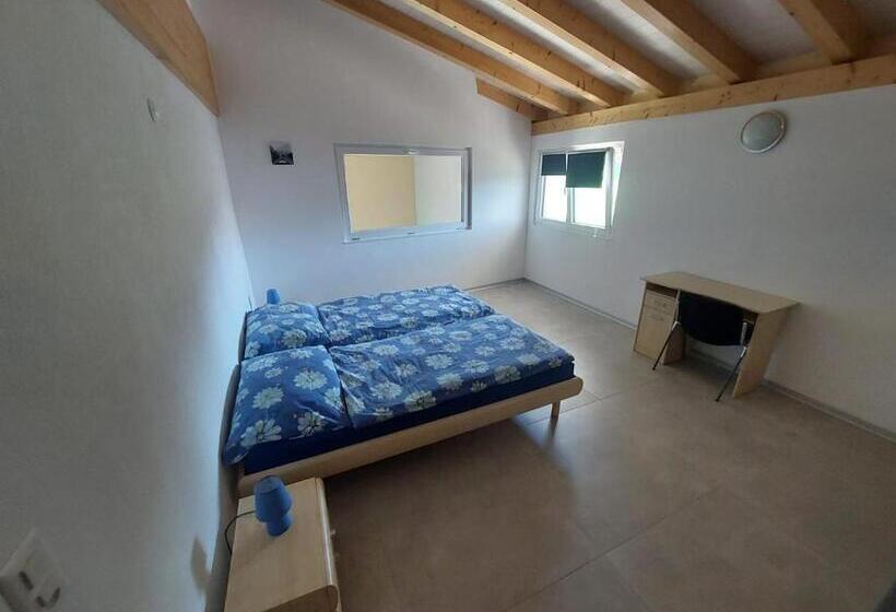 פנסיון Chambres De La Tuilerie