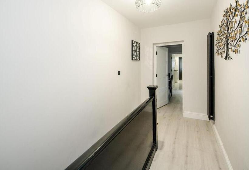 ペンション Commonside Luxury