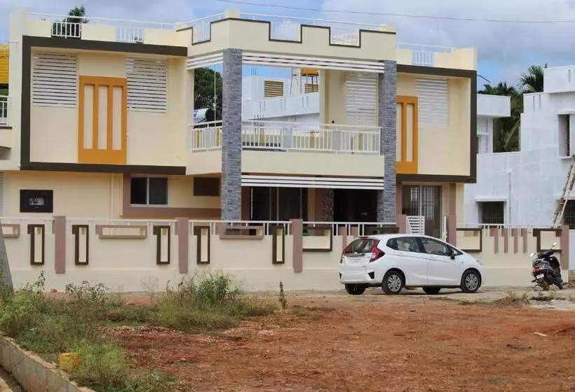 Pension Pradeep Kumar House