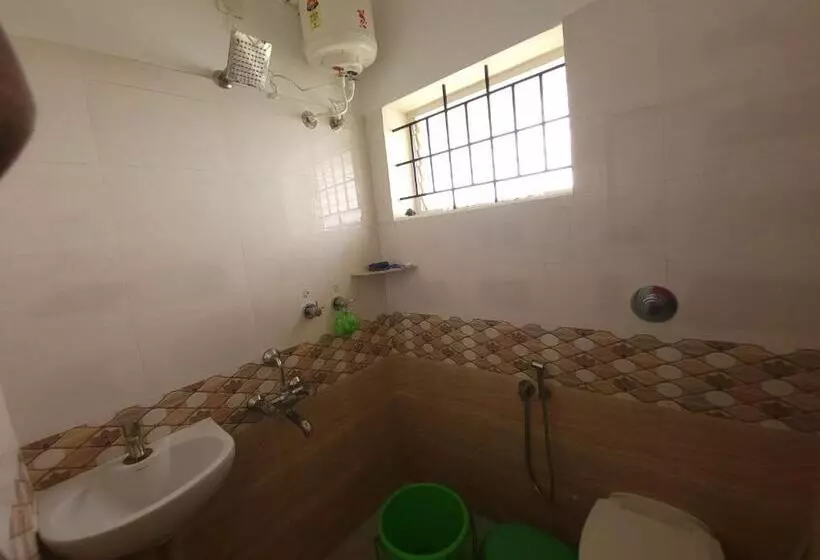 Pension Pradeep Kumar House