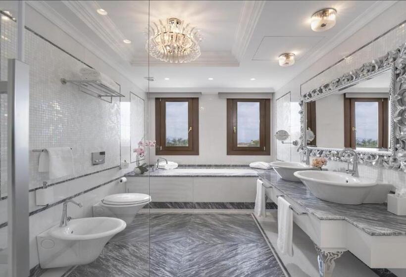 Royal Suite At The San Roque Club