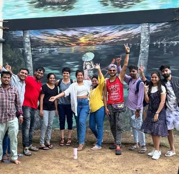 Santa Maria Hostel Munroe Island