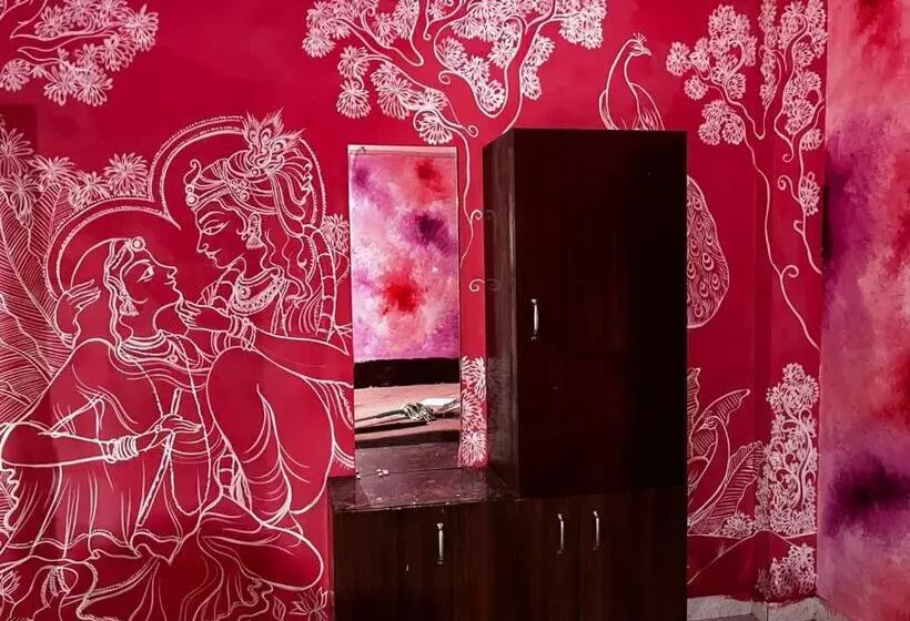 Santa Maria Hostel Munroe Island