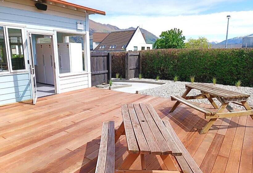 Adventure Wanaka Hostel