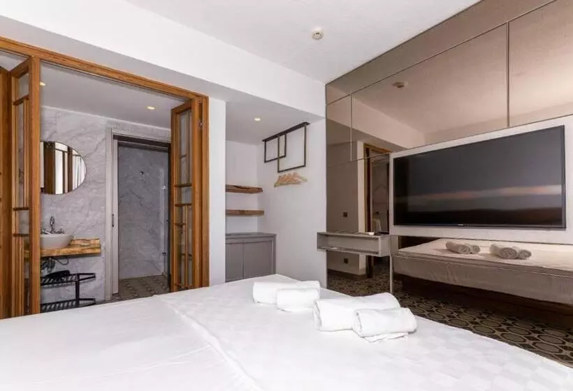 Aamiaismajoitus (B&B) Mükellef Gümüşlük